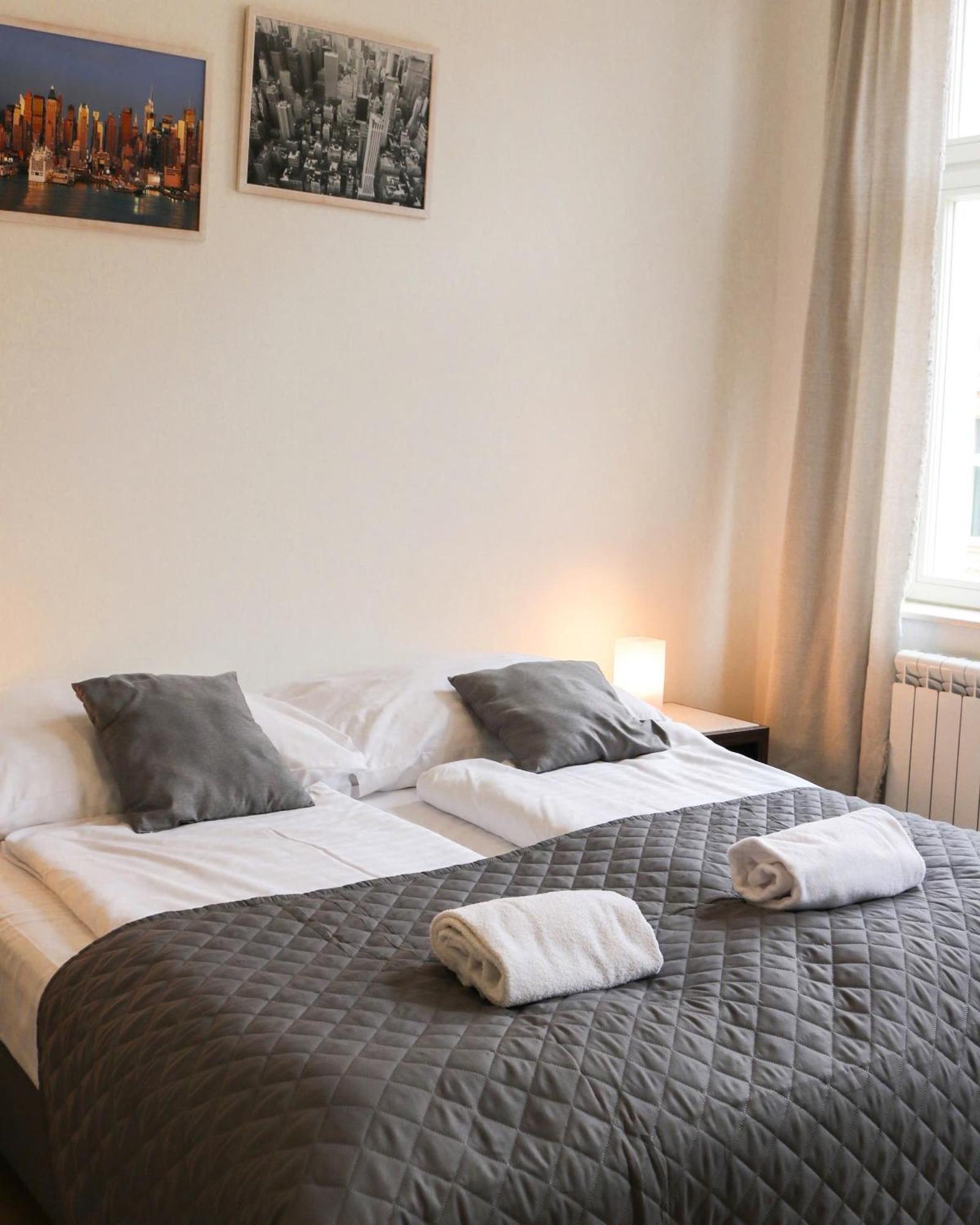 Rose Suites And Rooms Prague Extérieur photo