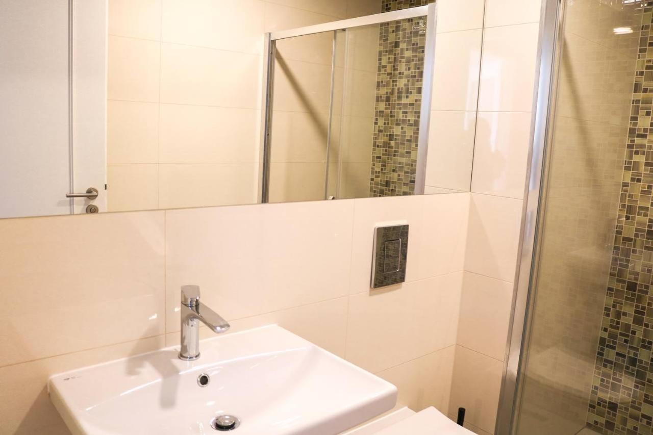 Rose Suites And Rooms Prague Extérieur photo
