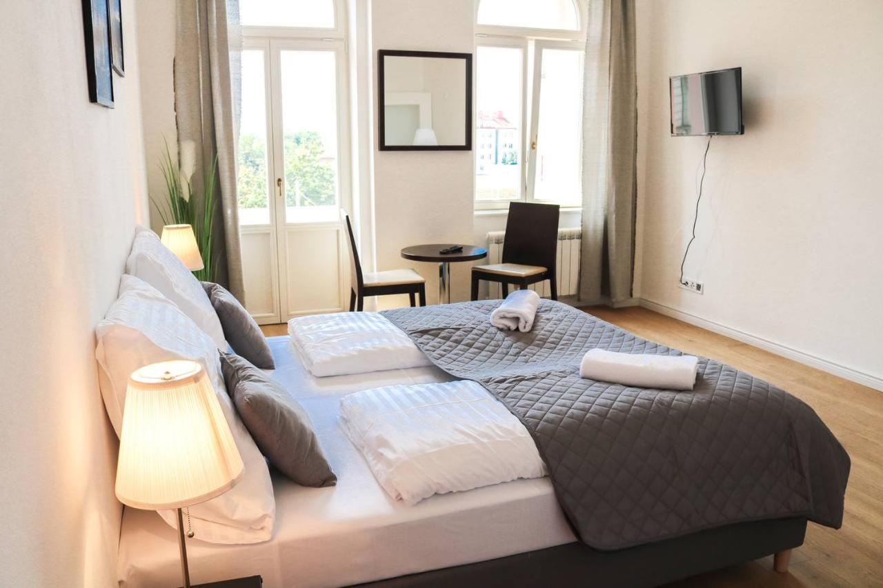 Rose Suites And Rooms Prague Extérieur photo