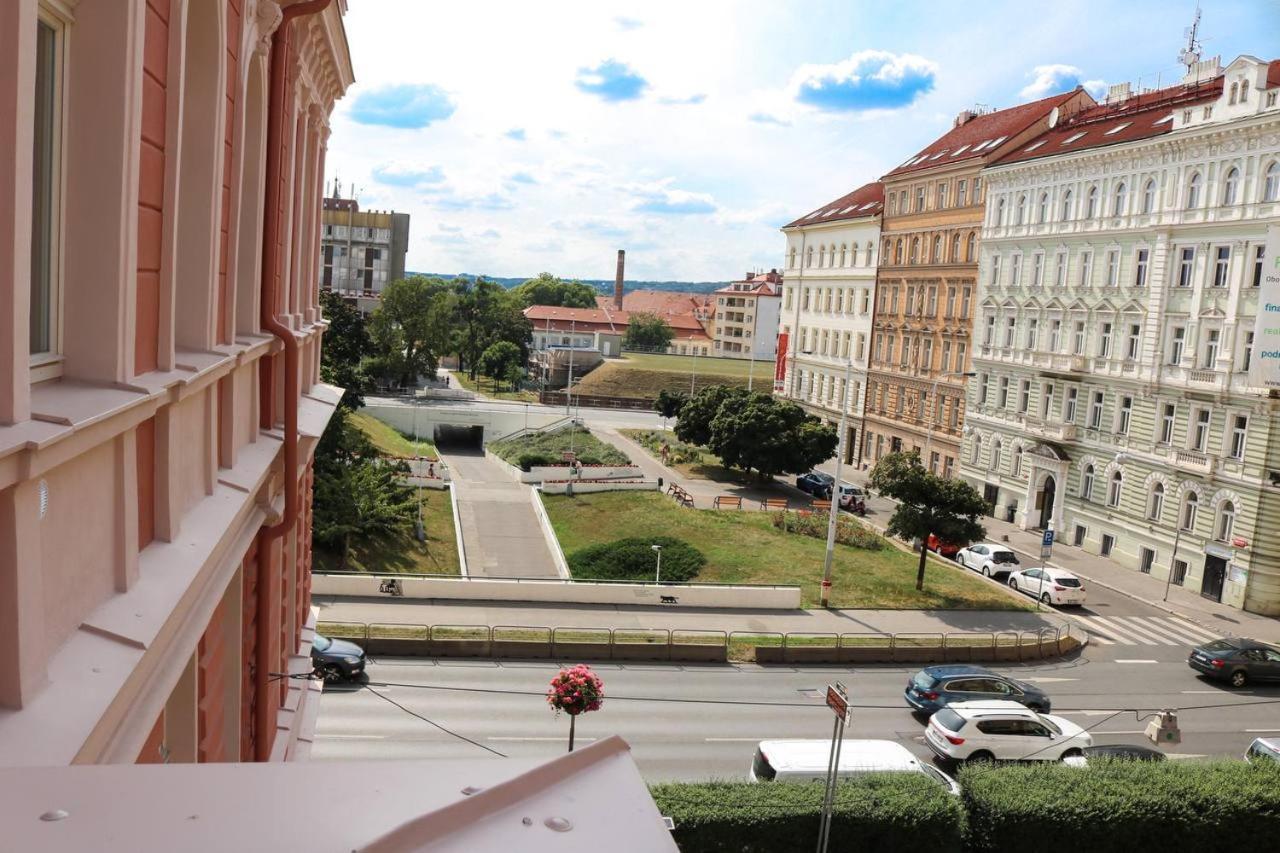 Rose Suites And Rooms Prague Extérieur photo