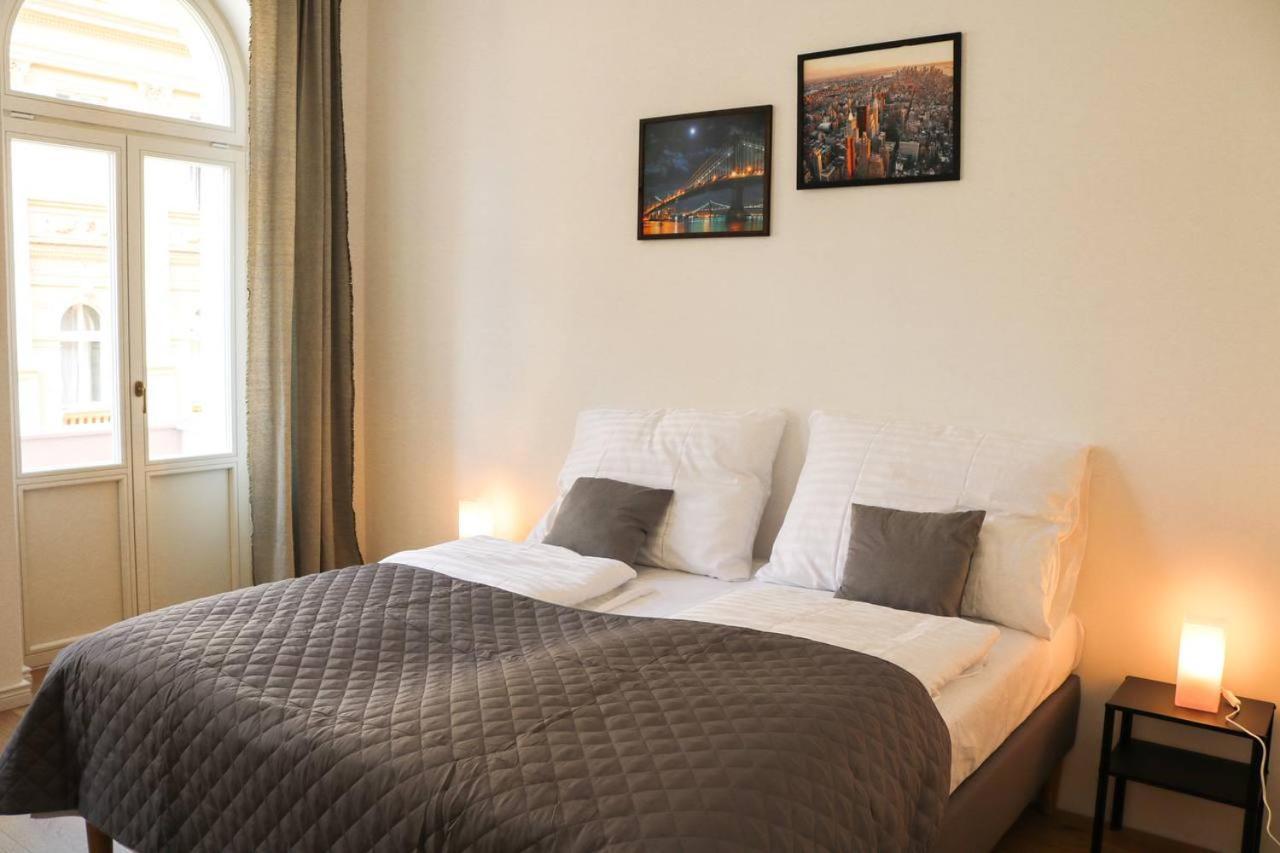Rose Suites And Rooms Prague Extérieur photo